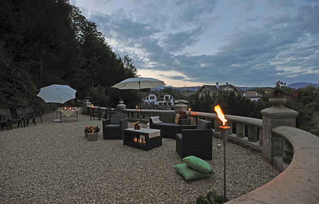 קורטאיו Hotel Restaurant Le Chalet מראה חיצוני תמונה