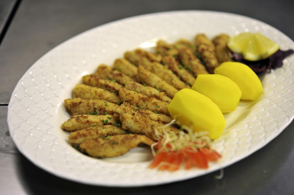 קורטאיו Hotel Restaurant Le Chalet מראה חיצוני תמונה