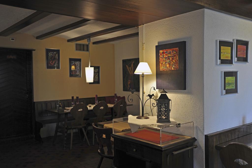 קורטאיו Hotel Restaurant Le Chalet מראה חיצוני תמונה